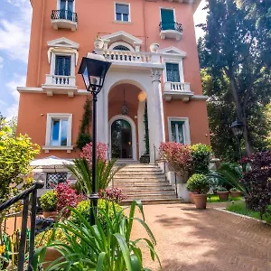https://hotel-garden.it-romehotels.com